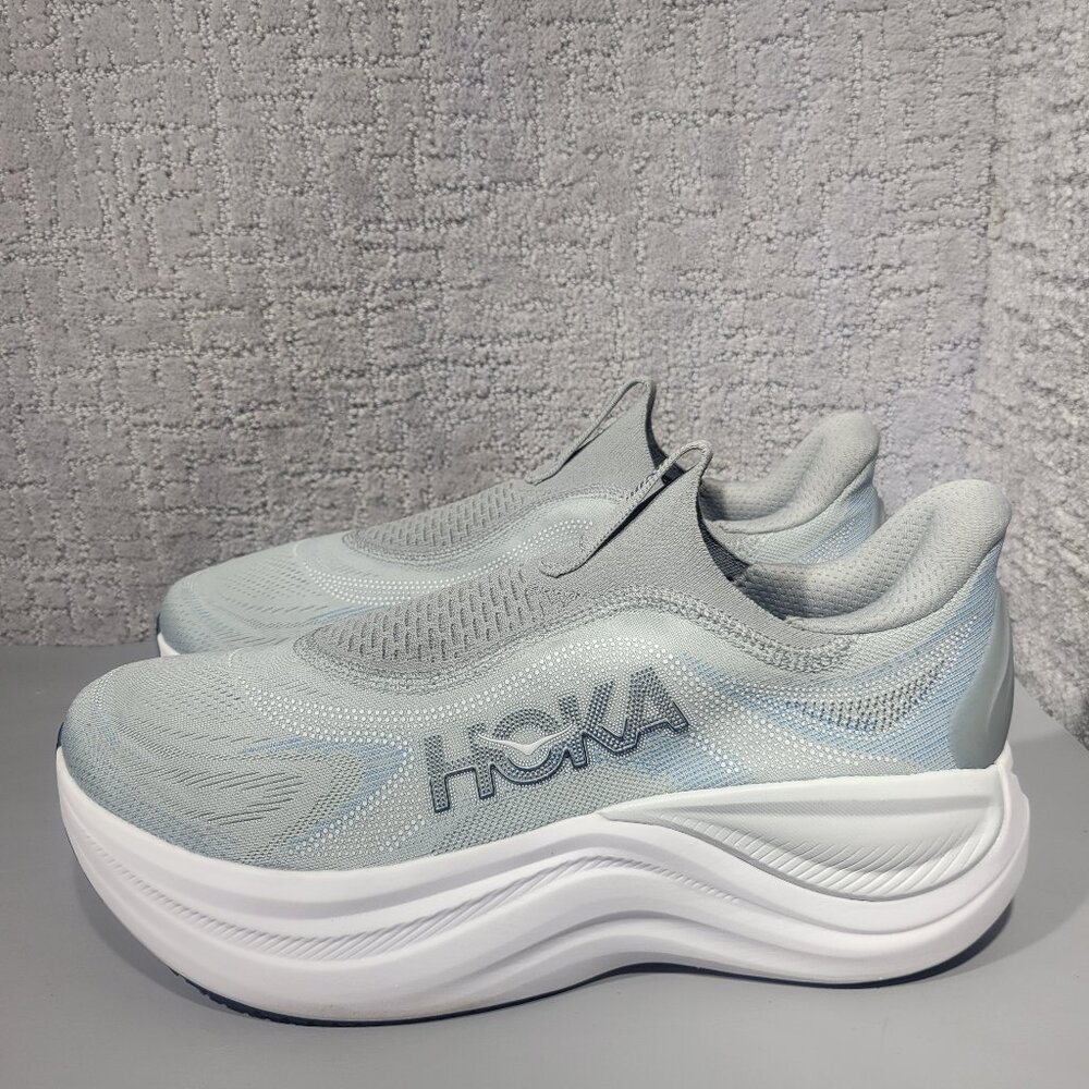 Hoka One One Skyward Laceless Men's Size US 8D Gray Athletic Running Sneakers. - Picture 2 of 12